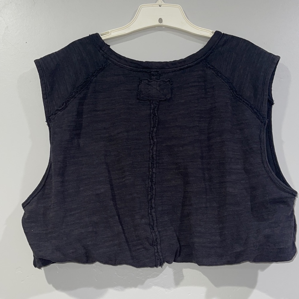 We the free crop top - Picture 3 of 7